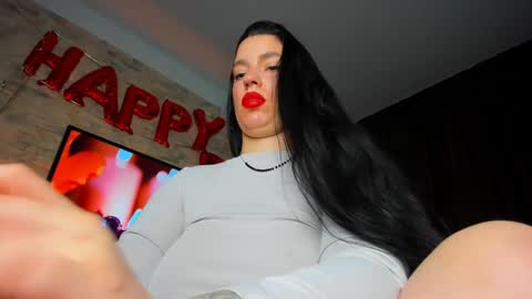 LayaMoon online show from 09/09/25, 06:46