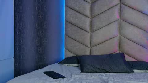 laya online show from 11/27/25, 03:30