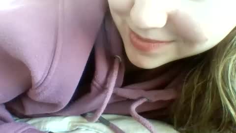 layannalea online show from 02/13/25, 12:46