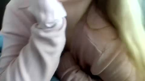 layannalea online show from 03/11/25, 08:09