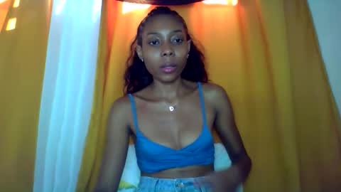 Snapshot of layannek chatting on 12/15/25, 06:28 layannek online show from 12/15/25, 06:28