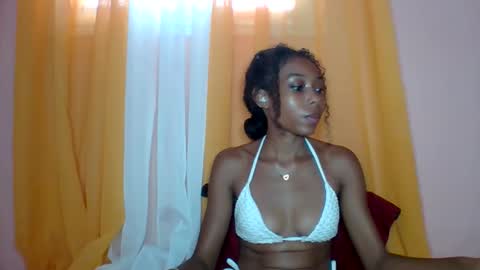 layannek online show from 05/14/26, 04:30