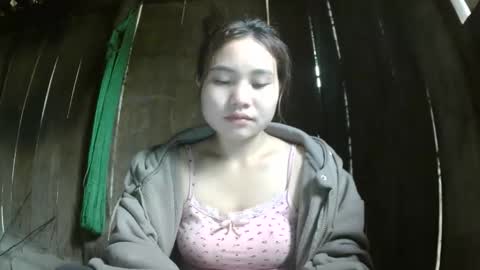 layla_999 online show from 05/02/26, 05:01