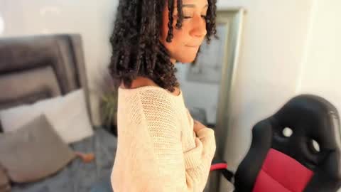 layla_clarke online show from 02/28/25, 06:43