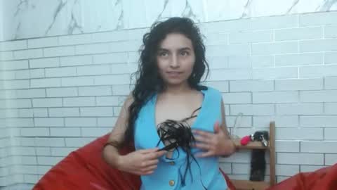 Snapshot of layla_collins69 chatting on 08/01/26, 04:23 Layla Collins69 online show from 08/01/26, 04:23