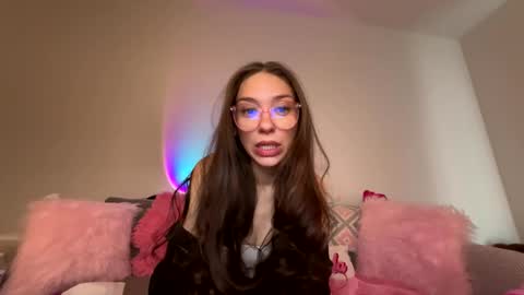 Snapshot of laylababi chatting on 02/12/26, 06:47 Layla online show from 02/12/26, 06:47