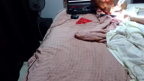 kelly online show from 02/15/25, 04:25