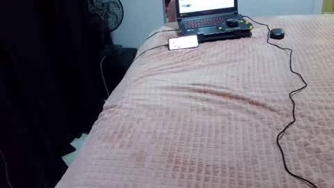 kelly online show from 02/20/25, 02:40