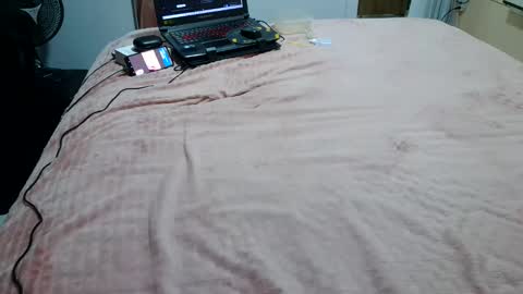 kelly online show from 03/09/25, 02:50