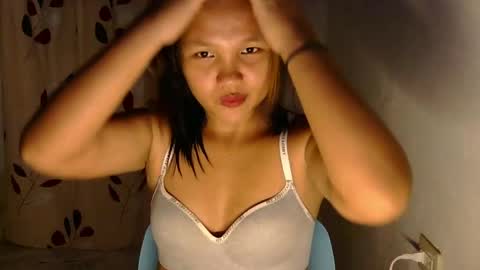 Snapshot of laylanimfa chatting on 05/20/26, 12:00 Nimfa online show from 05/20/26, 12:00