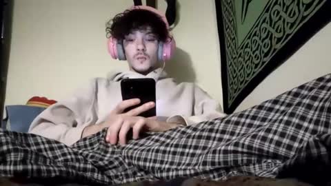 Stitch online show from 02/22/25, 09:56