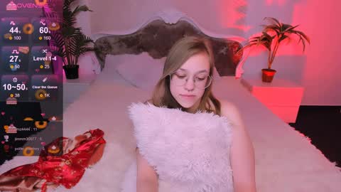 Snapshot of layriantavee chatting on 01/31/25, 02:07 layriantavee online show from 01/31/25, 02:07