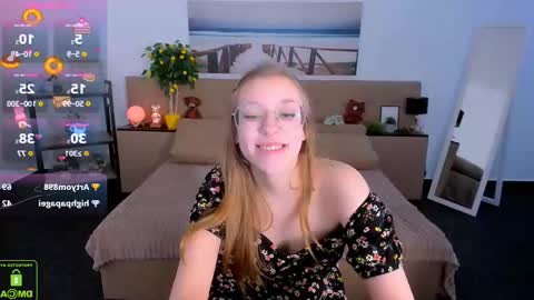 Snapshot of layriantavee chatting on 02/13/25, 01:37 layriantavee online show from 02/13/25, 01:37