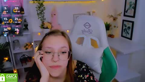 Snapshot of layriantavee chatting on 02/26/25, 01:30 layriantavee online show from 02/26/25, 01:30