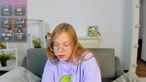 Snapshot of layriantavee chatting on 09/30/25, 01:27 layriantavee online show from 09/30/25, 01:27