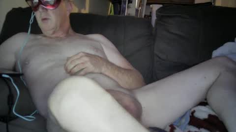 Snapshot of laytonbonner chatting on 12/05/24, 06:32 laytonbonner online show from 12/05/24, 06:32