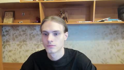 Snapshot of lazaret1k chatting on 01/16/26, 09:46 Vladi online show from 01/16/26, 09:46