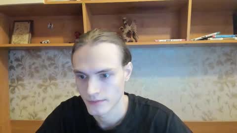 Snapshot of lazaret1k chatting on 01/17/26, 06:51 Vladi online show from 01/17/26, 06:51