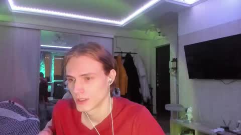 Snapshot of lazaret1k chatting on 02/01/26, 06:50 Vladi online show from 02/01/26, 06:50