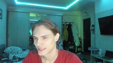 Snapshot of lazaret1k chatting on 02/04/26, 06:03 Vladi online show from 02/04/26, 06:03