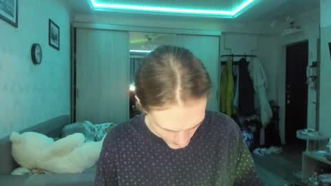 Snapshot of lazaret1k chatting on 02/18/26, 06:48 Vladi online show from 02/18/26, 06:48