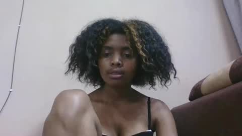 lea96546 online show from 11/13/25, 05:45