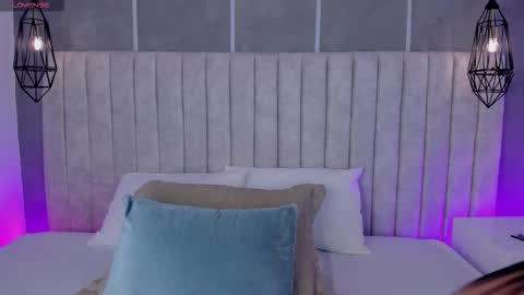    online show from 03/15/26, 05:30