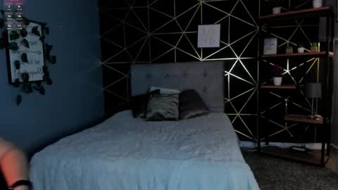 Lea Velle online show from 09/11/25, 04:12