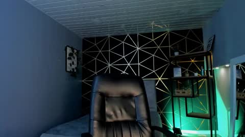 Lea Velle online show from 10/23/25, 04:23