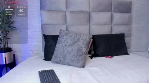 Snapshot of lea_walkerr chatting on 10/09/25, 09:13 lea_walkerr online show from 10/09/25, 09:13