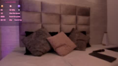 Snapshot of lea_walkerr chatting on 10/25/25, 07:52 lea_walkerr online show from 10/25/25, 07:52