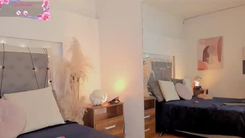 lea_walkerr online show from 02/04/26, 07:53