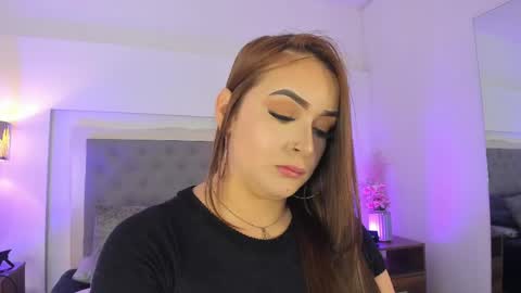 lea_walkerr online show from 05/02/26, 07:19