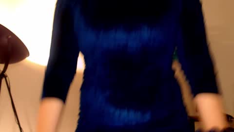 Snapshot of leadesire chatting on 01/07/25, 07:42 LEA online show from 01/07/25, 07:42