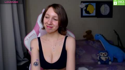 Snapshot of leah__gotty chatting on 02/01/25, 12:51 Leah Gotty online show from 02/01/25, 12:51