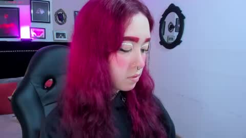 Leah online show from 07/26/26, 09:21