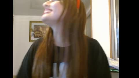 leah_moon11 online show from 12/21/25, 03:46