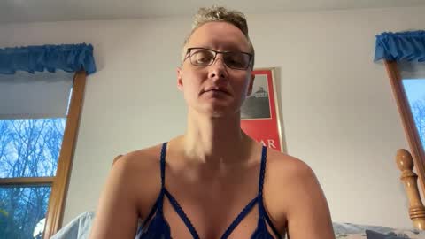 Lee online show from 04/24/26, 11:18