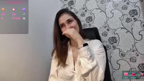 Snapshot of leahwoods chatting on 02/04/25, 01:16 leahwoods online show from 02/04/25, 01:16