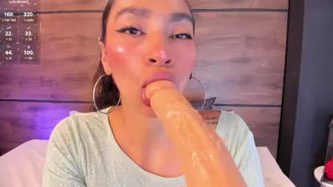 Hey Im Lea online show from 06/19/26, 04:33