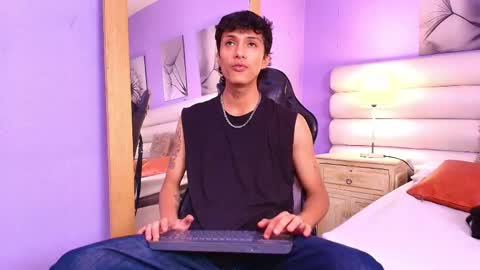 Lean online show from 05/04/26, 04:47