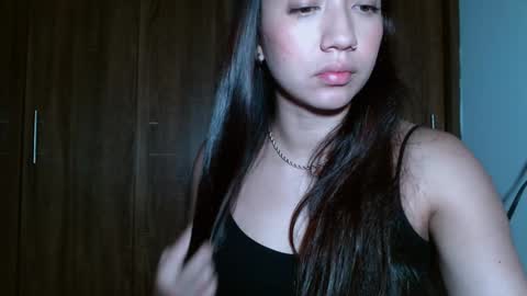 Snapshot of leanaalhub chatting on 12/05/24, 06:10 leanaalhub online show from 12/05/24, 06:10