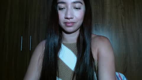 Snapshot of leanaalhub chatting on 01/27/25, 02:53 leanaalhub online show from 01/27/25, 02:53