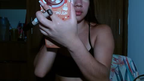 Snapshot of leanaalhub chatting on 01/29/25, 03:12 leanaalhub online show from 01/29/25, 03:12