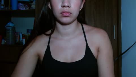 Snapshot of leanaalhub chatting on 02/01/25, 04:14 leanaalhub online show from 02/01/25, 04:14