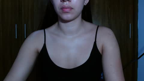 Snapshot of leanaalhub chatting on 03/03/25, 05:20 leanaalhub online show from 03/03/25, 05:20