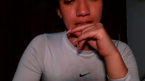 Snapshot of leanaalhub chatting on 09/30/25, 03:22 leanaalhub online show from 09/30/25, 03:22