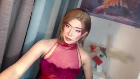 Snapshot of leanashleychatto2 chatting on 07/06/26, 12:24 Miss Candy online show from 07/06/26, 12:24