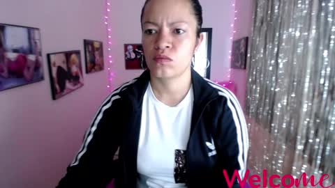 Snapshot of leandra_sex chatting on 02/23/25, 02:14 Leandra online show from 02/23/25, 02:14