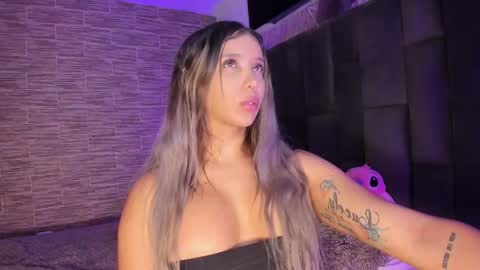 Maria Leandra  Lopeira online show from 11/29/25, 12:13